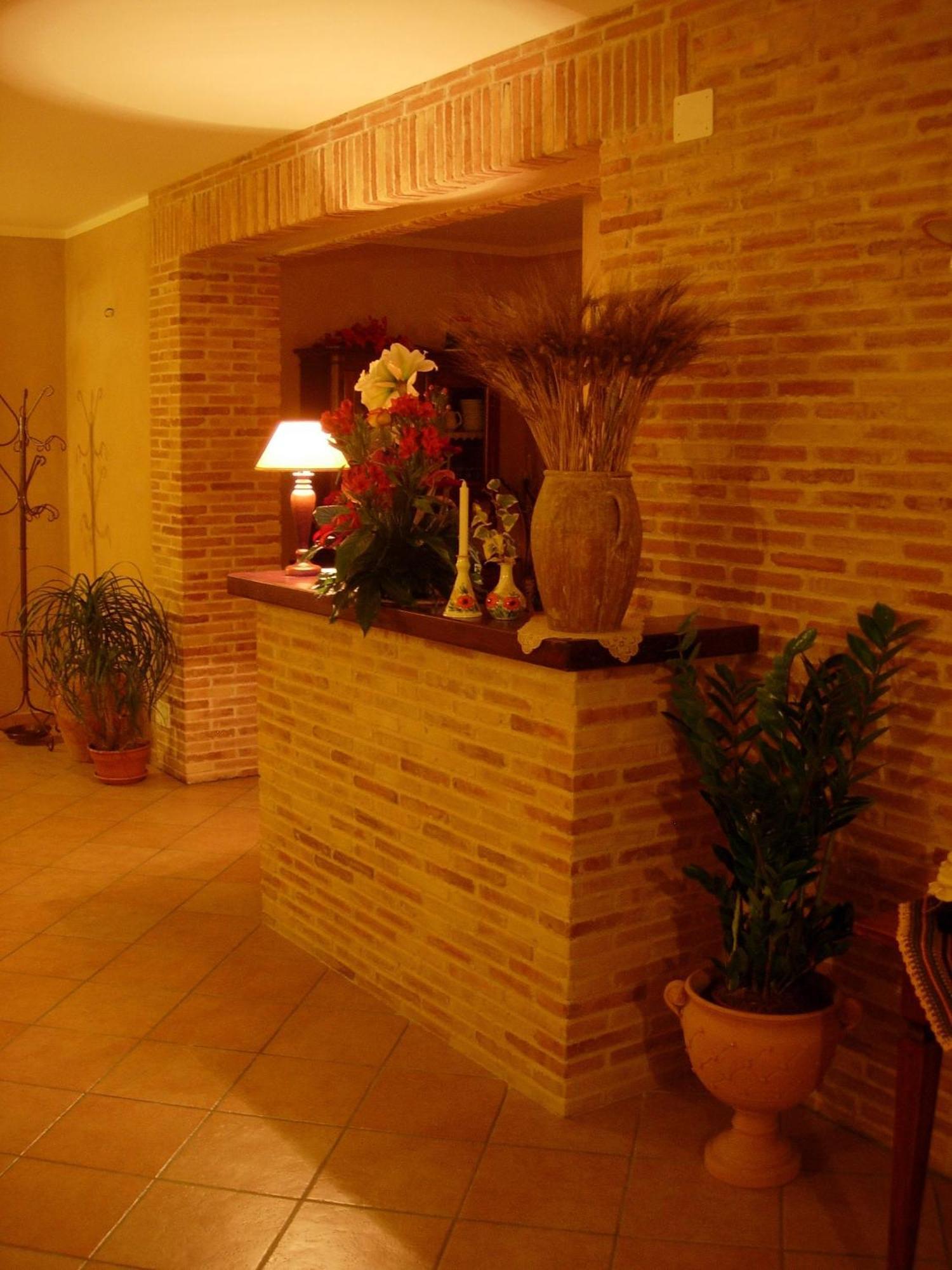 Angelucci Agriturismo Con Camere E Agri Camping Lanciano Exterior photo