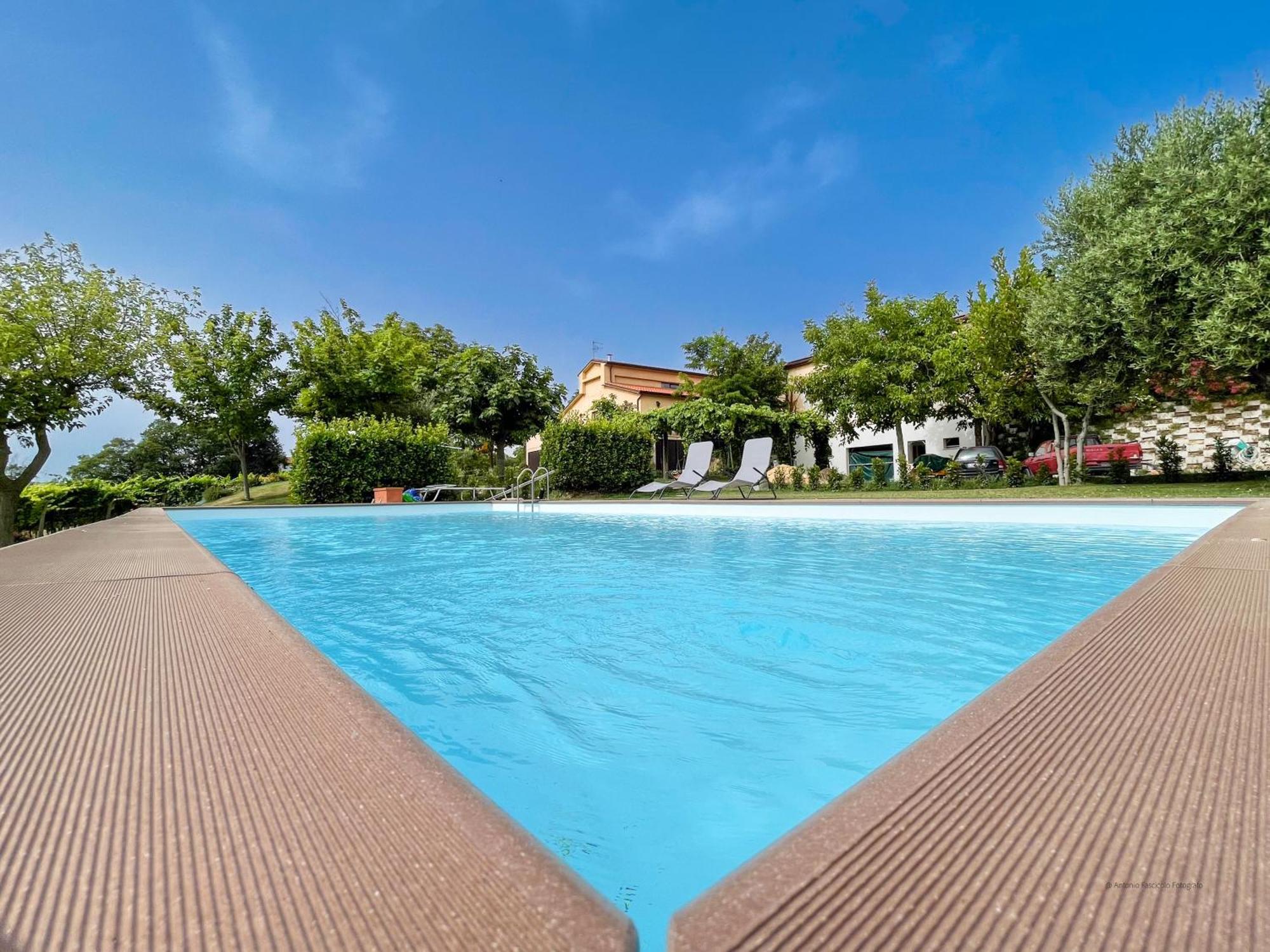 Angelucci Agriturismo Con Camere E Agri Camping Lanciano Exterior photo