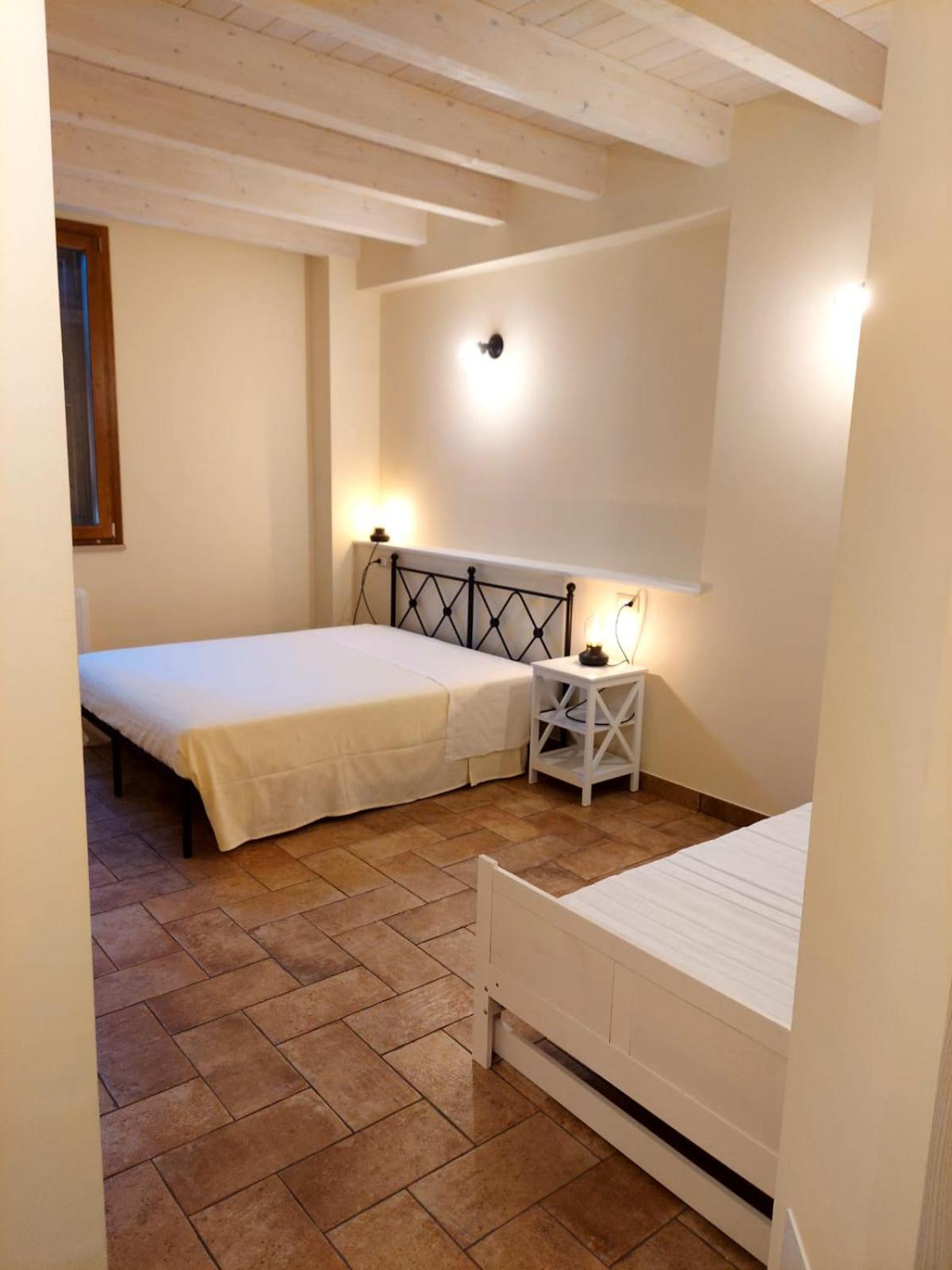 Angelucci Agriturismo Con Camere E Agri Camping Lanciano Exterior photo