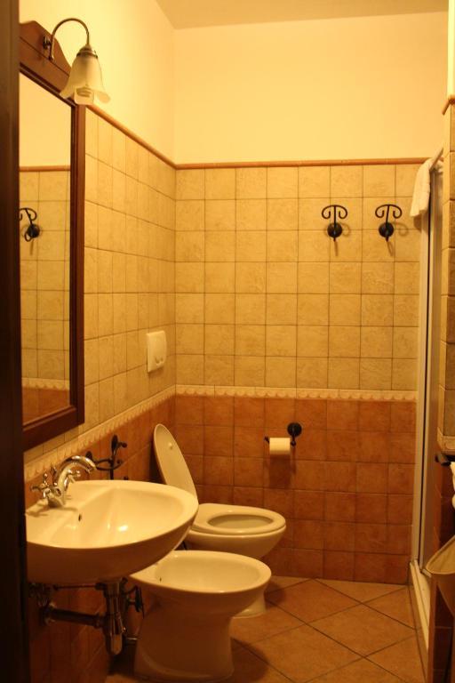 Angelucci Agriturismo Con Camere E Agri Camping Lanciano Room photo